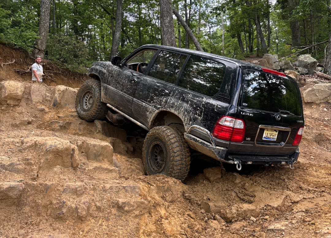 Suspension Bushings on the 100 Series Land Cruiser